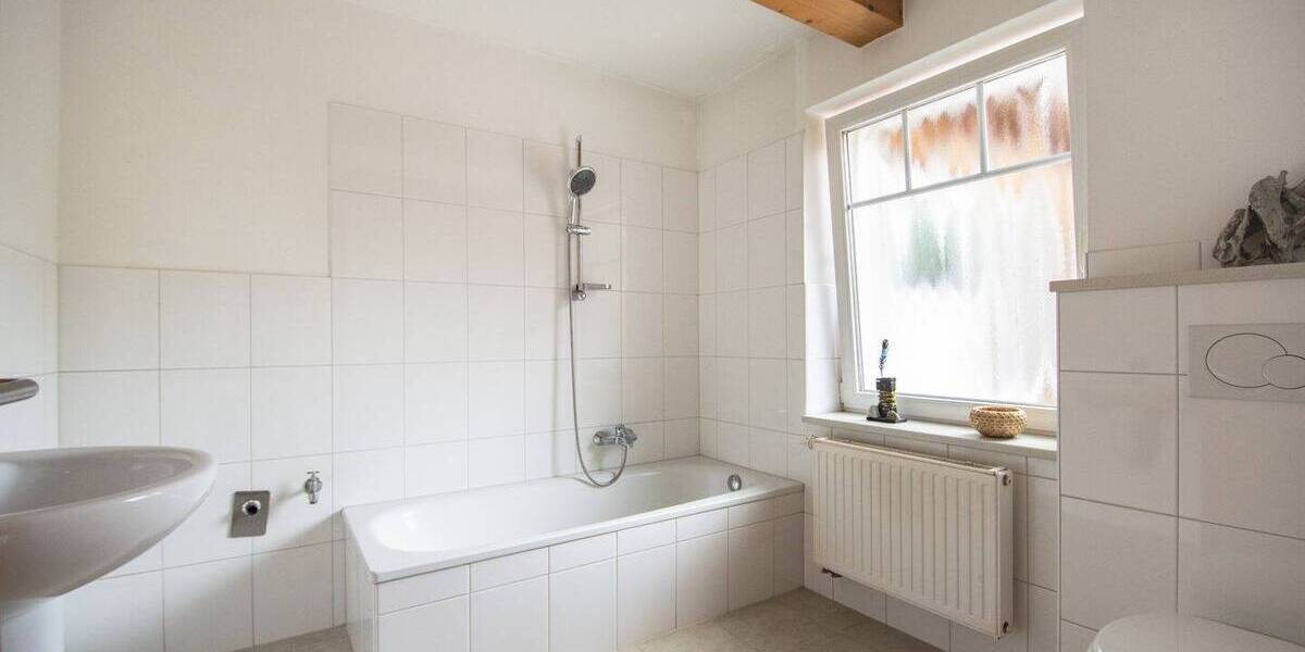 Doppelhaushälfte Büdelsdorf - 3 Zimmer, 70 m&sup2;, 199.000&euro; | Angebot:24031352