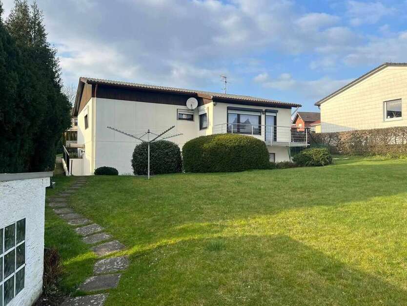 Haus zum Kaufen in Brakel 265.000 € 174 m²