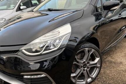 Renault Clio 148.000 km 11.790 &euro; Bad Vilbel 61118