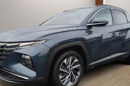 Hyundai TUCSON 17.364 km 29.590 &euro; Freyburg 06632