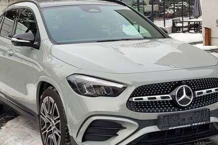 Mercedes-Benz GLA 200 3.900 km 41.800 &euro; Berlin 10787