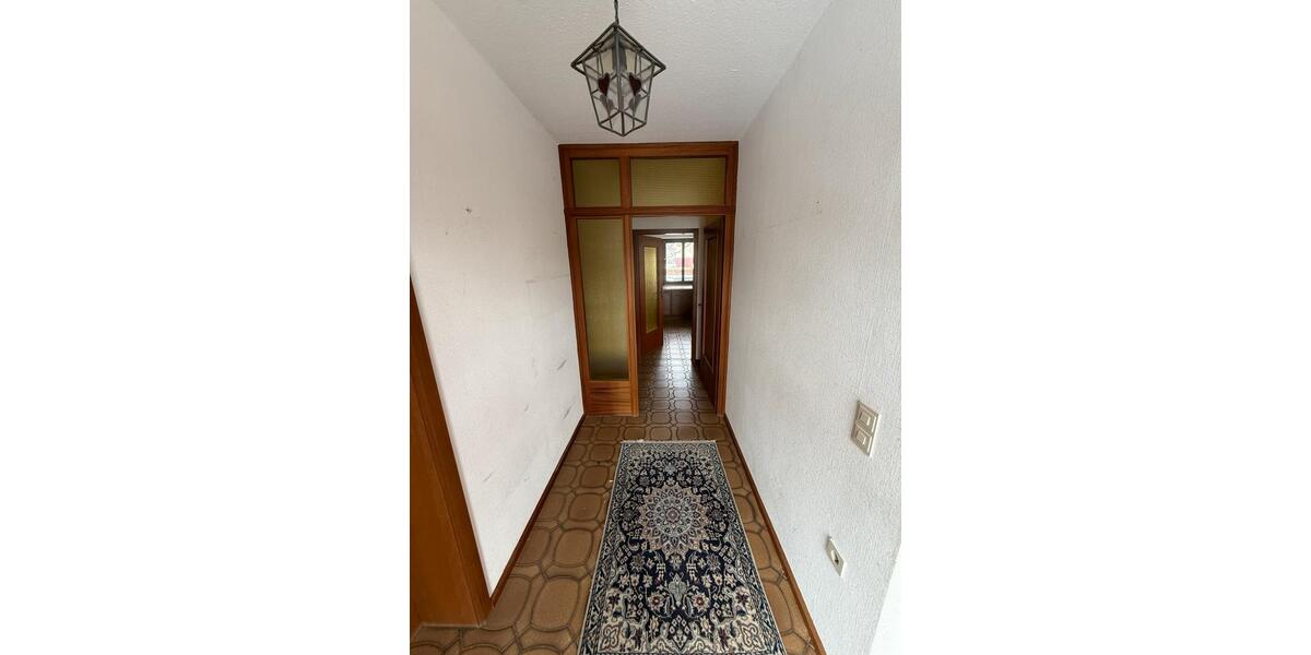 Einfamilienhaus Bad Windsheim - 6 Zimmer, 143 m&sup2;, 1.200&euro; | Angebot:26237538