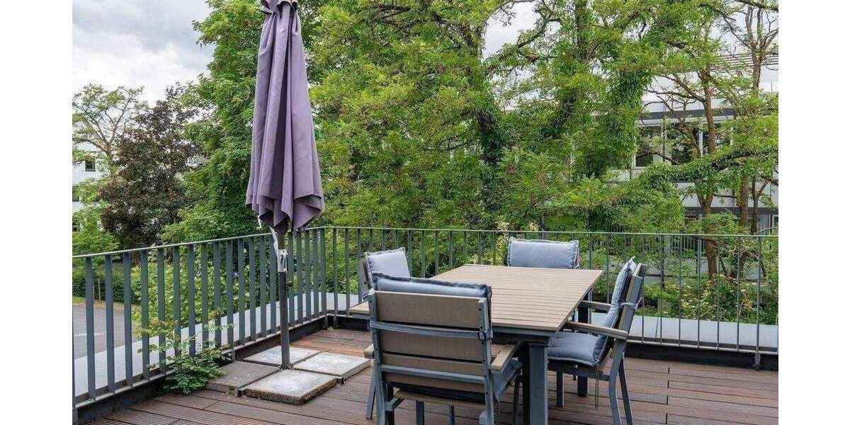 Stilvolle 4-Zimmer-Maisonette-Wohnung mit großer Westterrasse zum Wohlfühlen, neue Böden & neues Bad! 4 zimmer