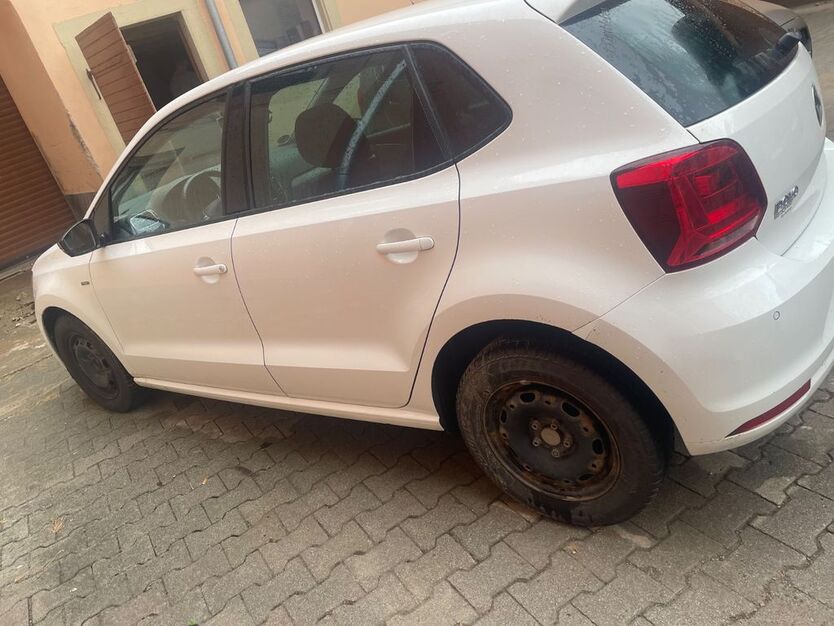 VW Polo 119.900 km 8.800 € Aub 97239