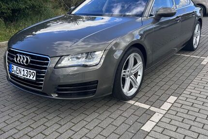 Audi A7 185.458 km 16.400 € Berlin 12627