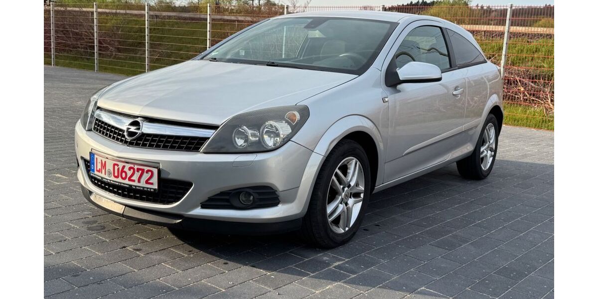 Opel Astra 226.000 km 2.499 &euro; Limburg 65552