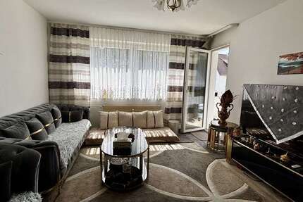 Wohnung zum Kaufen in Rosdorf 179.000 € 87 m² 4 zimmer