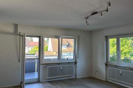 Schöne 3-Zimmer-OG-Wohnung mit großzügigem Balkon