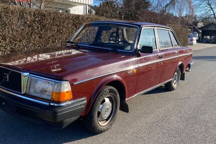 Volvo 240 60.000 km 7.900 € Feldkirchen 85622