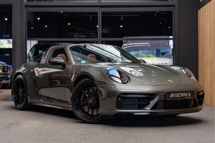Porsche 992 18.472 km 214.995 &euro; Kleve 47533