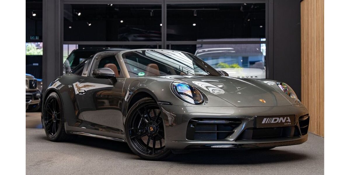Porsche 992 18.472 km 214.995 &euro; Kleve 47533
