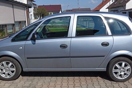 Opel Meriva 69.500 km 3.300 &euro; Niederstotzingen 89168