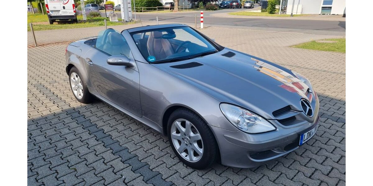 Mercedes-Benz 200 107.000 km 11.500 &euro; Linz am rhein 53545