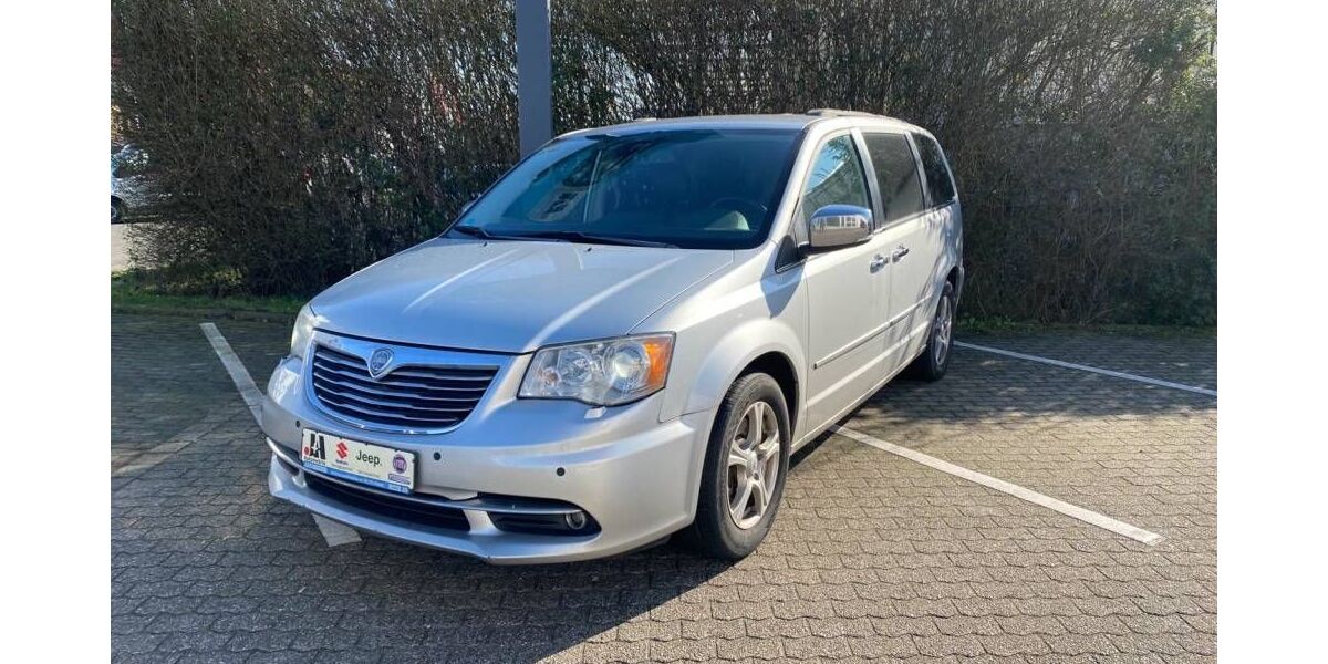 Lancia Voyager 168.000 km 17.900 &euro; Langenfeld 40764