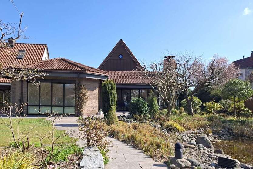 Haus zum Kaufen in Brake 369.000 € 199 m²