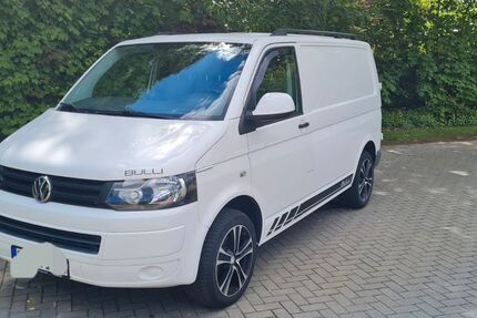 VW T5 Transporter 286.500 km 10.500 &euro; Nahe 23866
