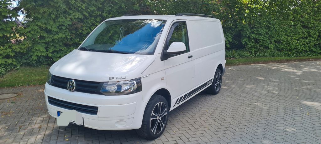 VW T5 Transporter 286.500 km 10.500 &euro; Nahe 23866