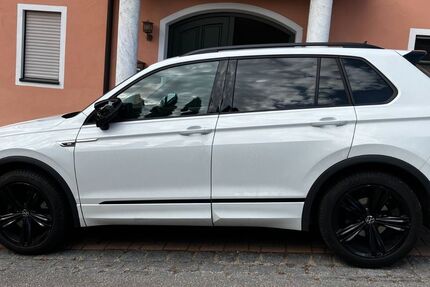 VW Tiguan 196.900 km 17.990 € Schierling 84069