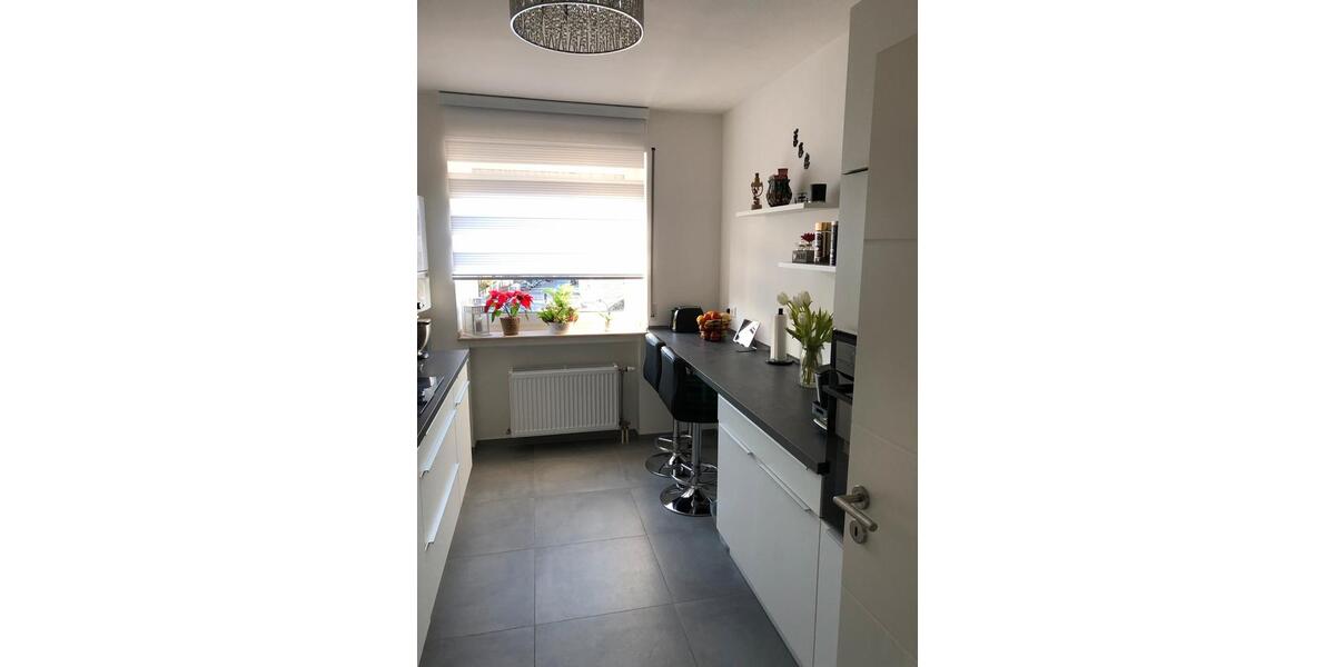 Dachgeschoßwohnung Mönchengladbach - 3 Zimmer, 83 m&sup2;, 265.000&euro; | Angebot:26730632