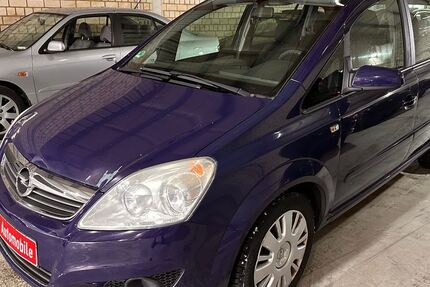 Opel Zafira 147.206 km 2.499 &euro; Hamburg 21079