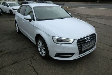 Audi A3 99.800 km 13.300 &euro; Floß 92685