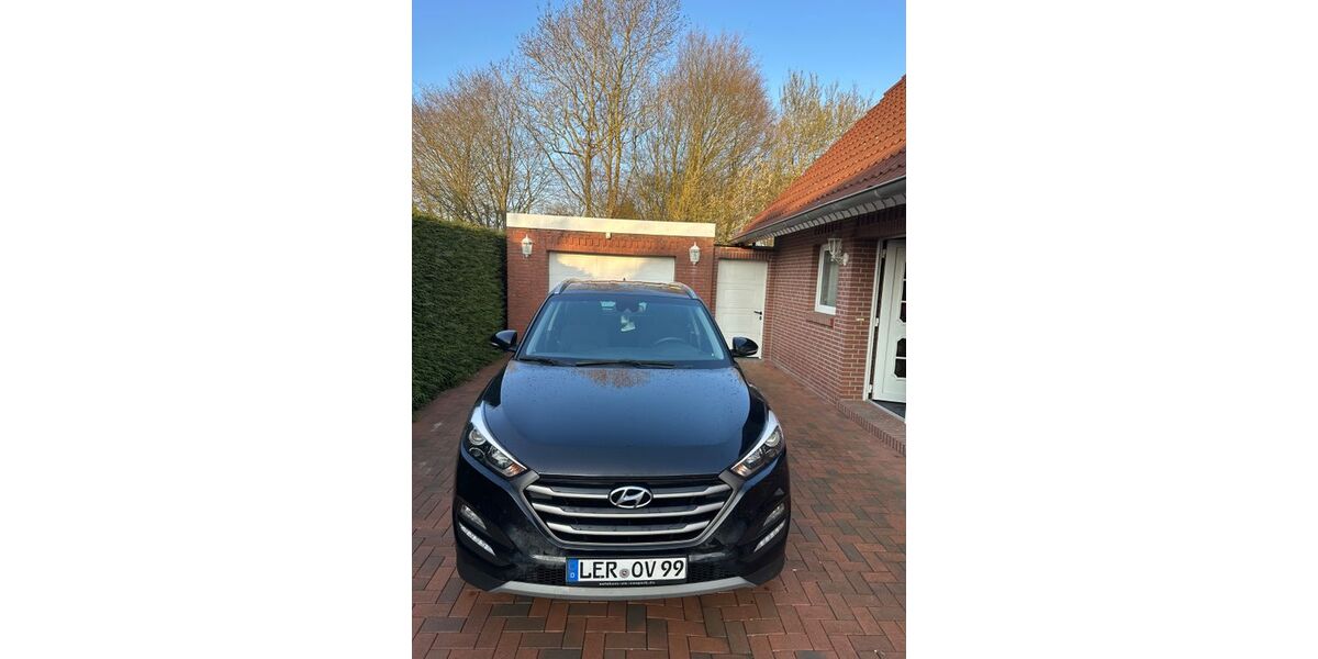 Hyundai TUCSON 96.000 km 13.300 &euro; Moormerland 26802