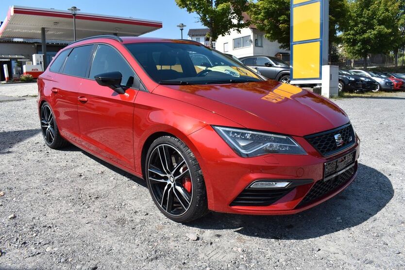 Seat Leon 69.500 km 21.700 € Schönberg 94513