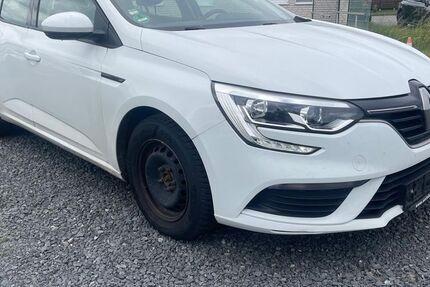 Renault Megane 132.443 km 4.999 &euro; Seesen 38723