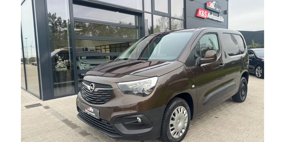 Opel Combo 88.637 km 13.990 &euro; Bösel 26219
