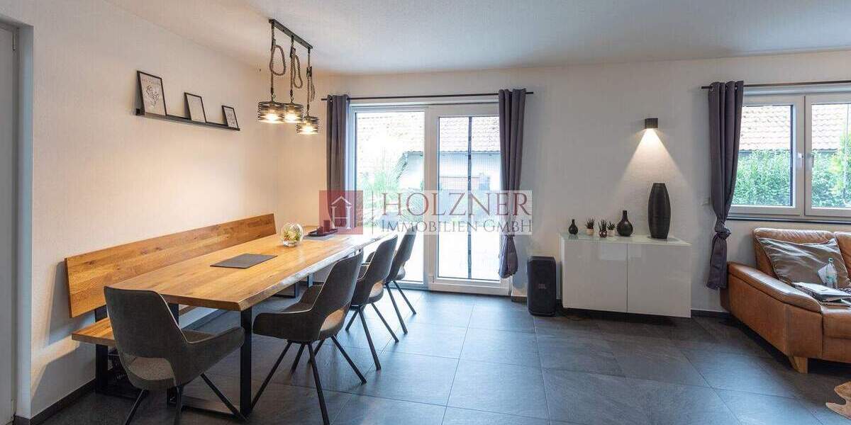 Doppelhaushälfte Altdorf Aich - 5 Zimmer, 152 m&sup2;, 2.100&euro; | Angebot:23886598