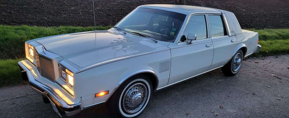 Chrysler New Yorker 195.000 km 6.950 € Tangstedt 22889