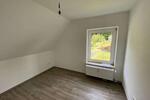 Dachgeschoßwohnung Altena - 3 Zimmer, 54 m&sup2;, 220&euro; | Angebot:26250240