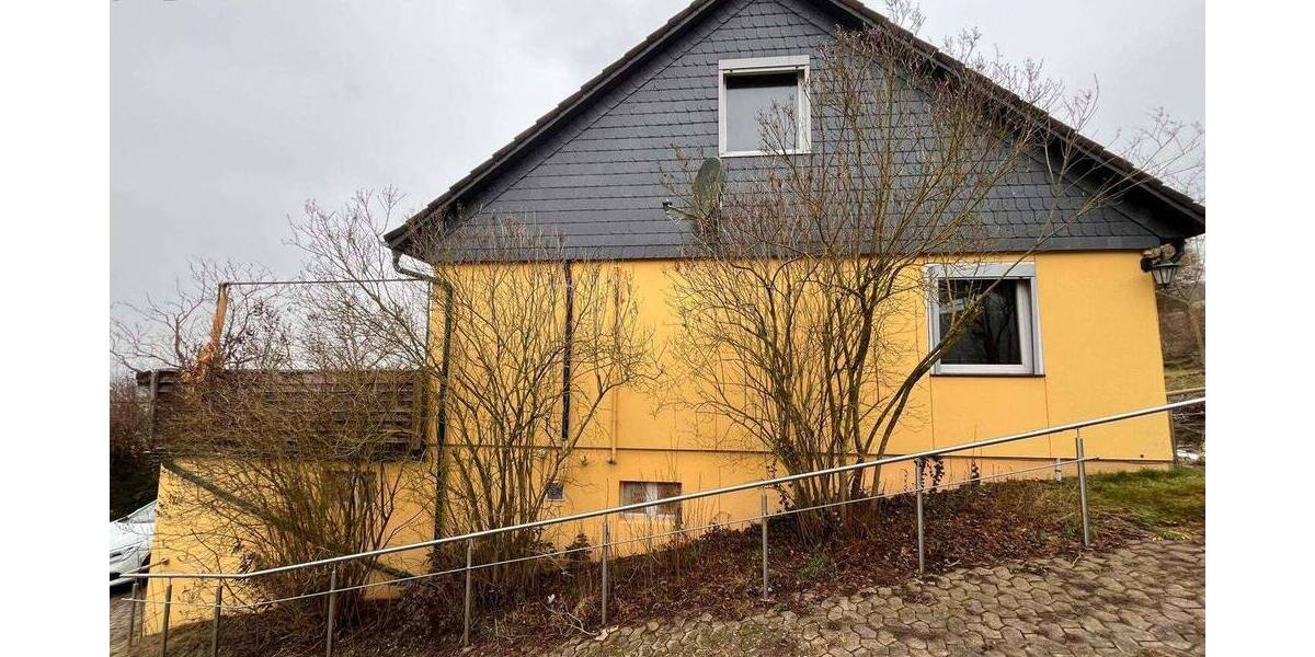 Mehrfamilienhaus, Wohnhaus Einbeck Andershausen - 6 Zimmer, 142 m&sup2;, 129.000&euro; | Angebot:26106360
