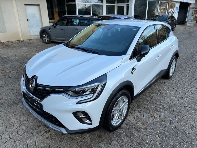 Renault Captur 20.178 km 20.500 € Todtnau 79674