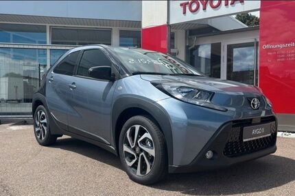 Toyota Aygo (X) 1.060 km 17.490 &euro; Tapfheim 86660