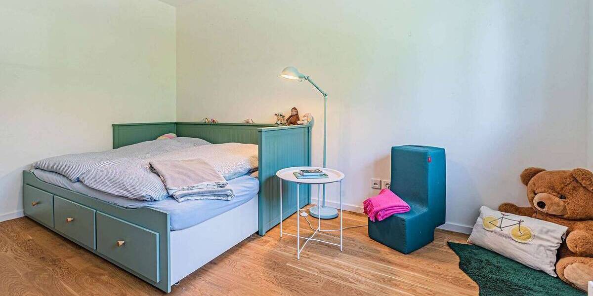 Etagenwohnung Frankfurt am Main Praunheim - 4 Zimmer, 125 m&sup2;, 3.500&euro; | Angebot:26824535