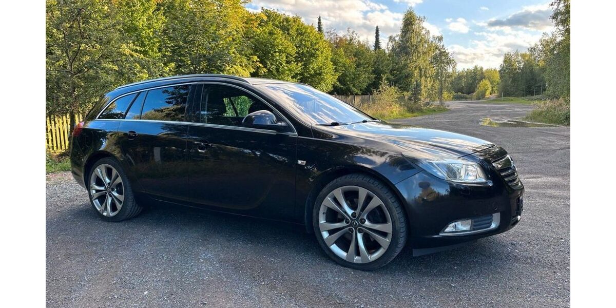 Opel Insignia 169.000 km 4.500 € Dresden 01159