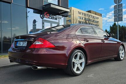 Mercedes-Benz CLS 320 80.000 km 12.900 &euro; Körner 99998