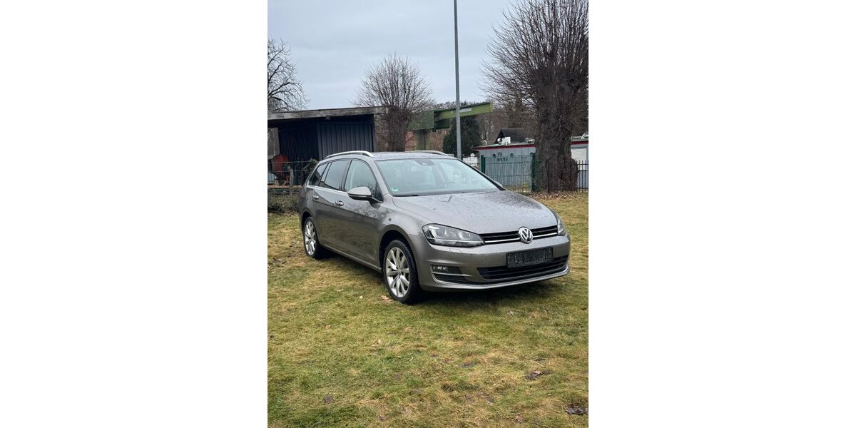 VW Golf 122.305 km 12.000 &euro; Wildau 15745