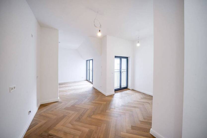 IM ERSTBEZUG: Exklusives Penthouse mit Aufzug und Aufdachterrasse in Berlin-Kreuzberg