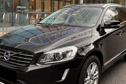 Volvo XC60 153.000 km 16.999 &euro; Hohenlinden bei München 85664