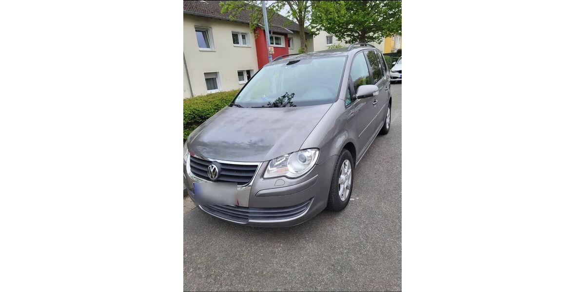 VW Touran 239.000 km 5.200 &euro; Bremen 28239