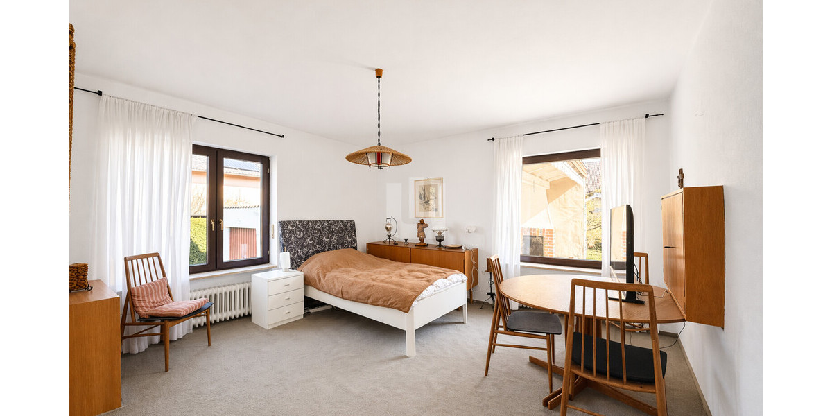 WINDISCH IMMOBILIEN – sanierungsbedürftiges Einfamilienhaus in Gröbenzell in ruhiger, zentraler Lage - Einfamilienhaus Gröbenzell | Angebot:26065692