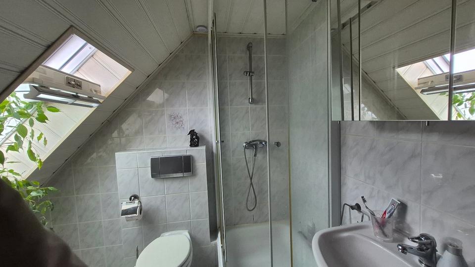 Dachgeschoßwohnung Schönebeck (Elbe) - 1 Zimmer, 28 m&sup2;, 180&euro; | Angebot:25023251