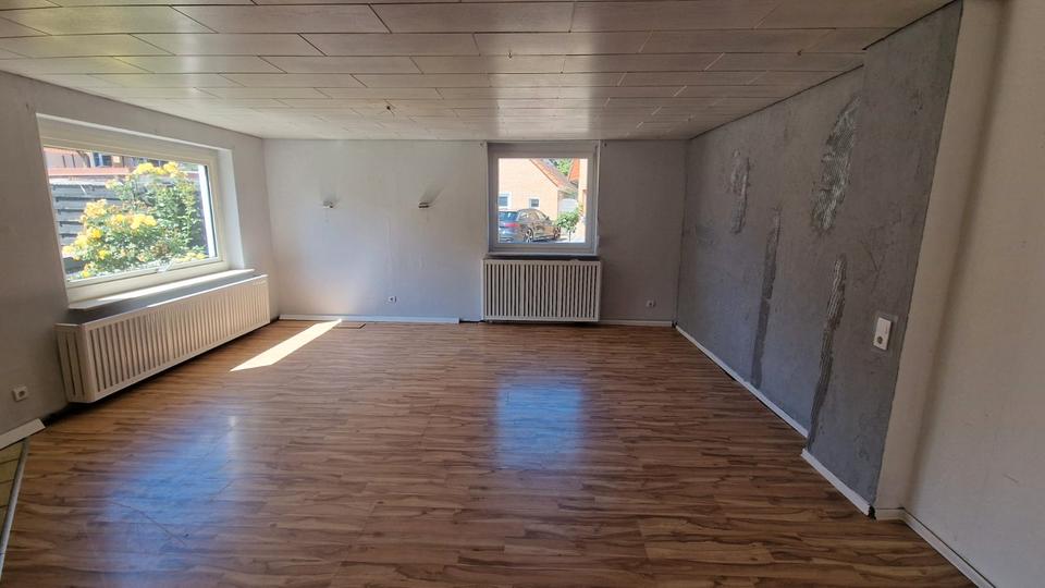 Erdgeschoßwohnung Rodenberg - 7.5 Zimmer, 165 m&sup2;, 1.000&euro; | Angebot:26394121