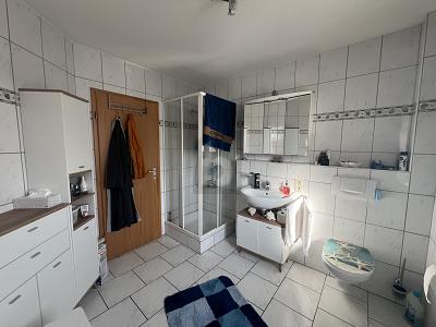 LICHTDURCHFLUTETES INVEST: WINTERGARTEN & STELLPLATZ - Etagenwohnung Rothenburg ob der Tauber | Angebot:26643817