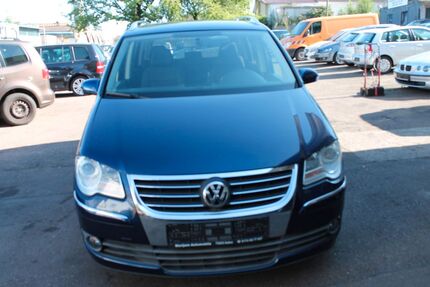 VW Touran 215.453 km 3.799 &euro; Aalen 73433