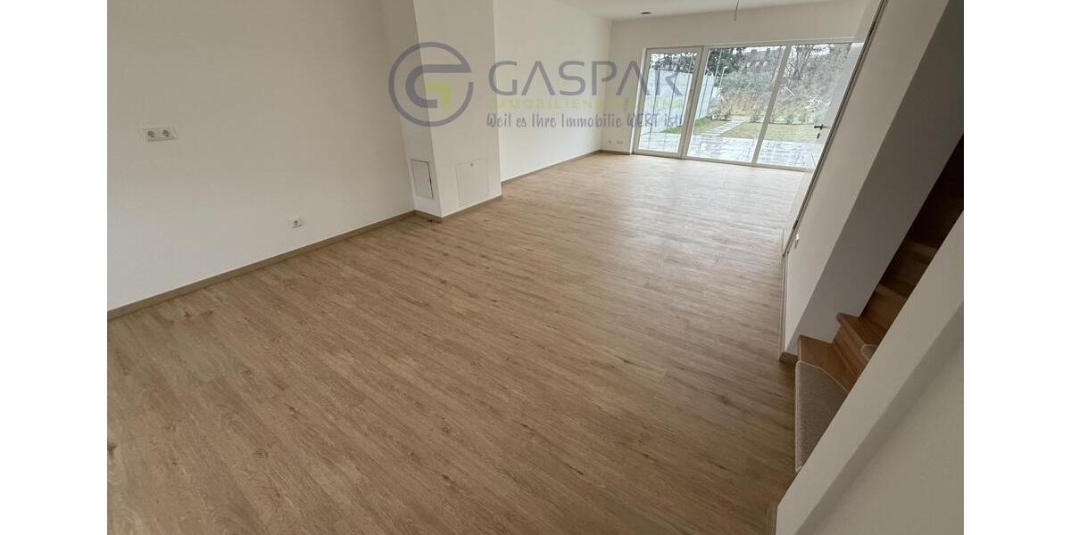 Reihenhaus Düren Mariaweiler-Hoven - 4 Zimmer, 120 m&sup2;, 1.635&euro; | Angebot:24700394
