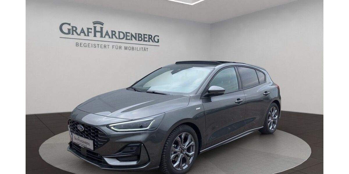 Ford Focus 9.558 km 21.490 &euro; Landau 76829