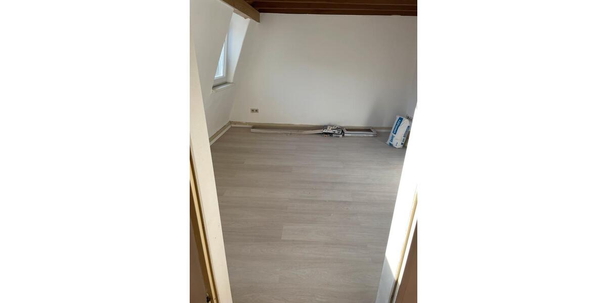 Dachgeschoßwohnung Koblenz Bubenheim - 2 Zimmer, 50 m&sup2;, 650&euro; | Angebot:26693595
